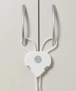 Dreambaby Child Safety Accessories Flexi-Locks White Cabinet Locks 2-Pack -Menards Safety Shop 08717003