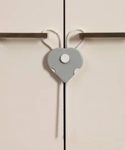 Dreambaby Child Safety Accessories Flexi-Locks White Cabinet Locks 2-Pack -Menards Safety Shop 08734647