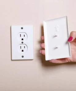 Dreambaby Child Safety White Outlet Covers 2-Pack -Menards Safety Shop 09683972