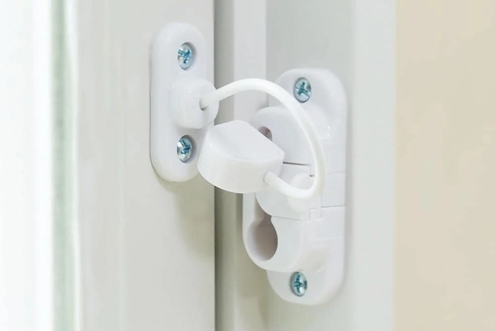 Dreambaby Child Safety Breezz-Guard White Keyless Window Restrictor 10 Dreambaby Child Safety Breezz-Guard White Keyless Window Restrictor - Image 10