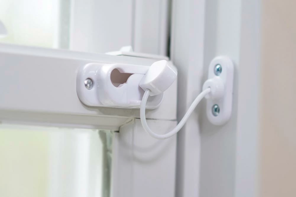 Dreambaby Child Safety Breezz-Guard White Keyless Window Restrictor 9 Dreambaby Child Safety Breezz-Guard White Keyless Window Restrictor - Image 9