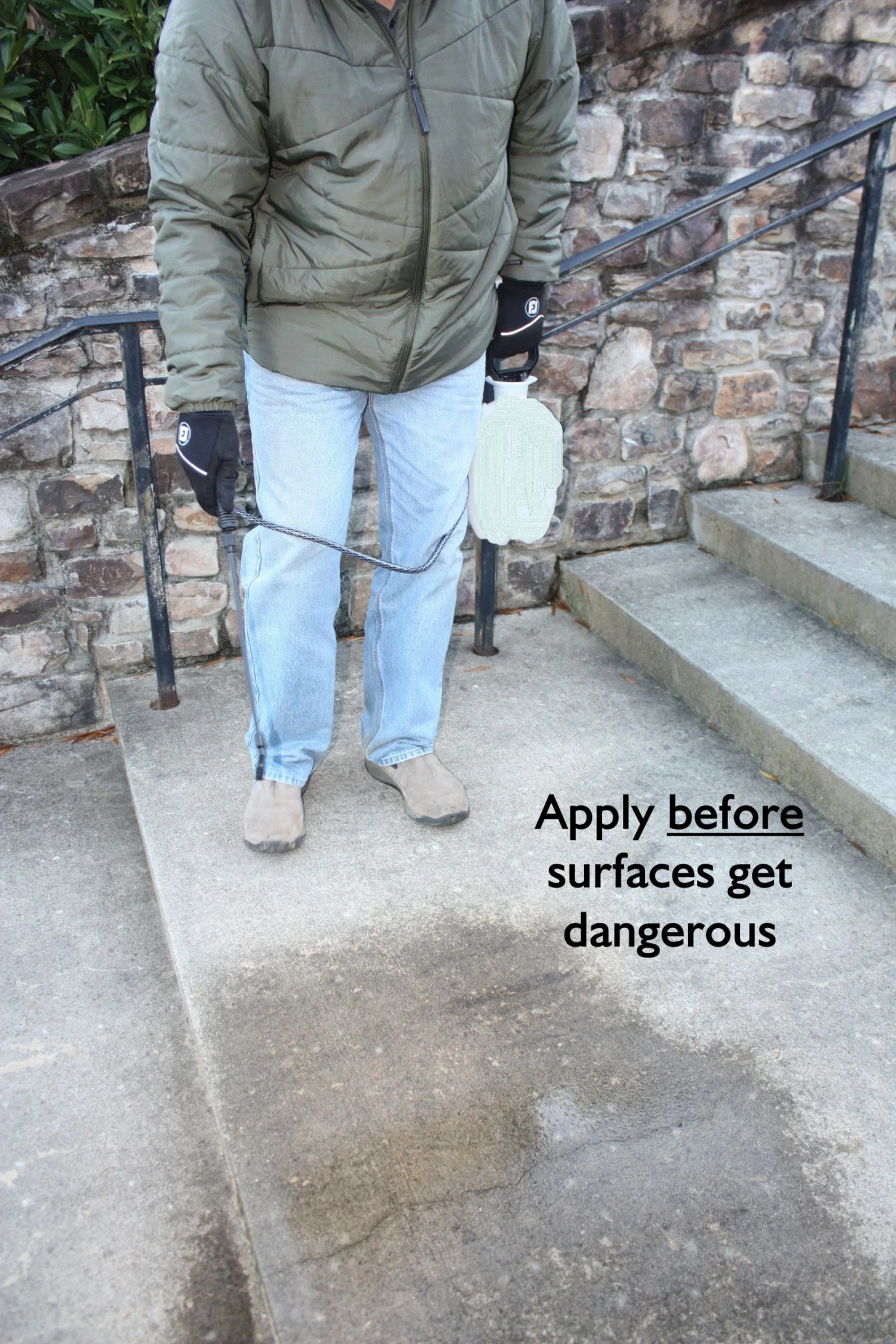 PlaySafe 10-lb Natural Potassium Acetate and Calcium Magnesium Acetate Ice Melt Liquid 4 PlaySafe 10-lb Natural Potassium Acetate and Calcium Magnesium Acetate Ice Melt Liquid - Image 4