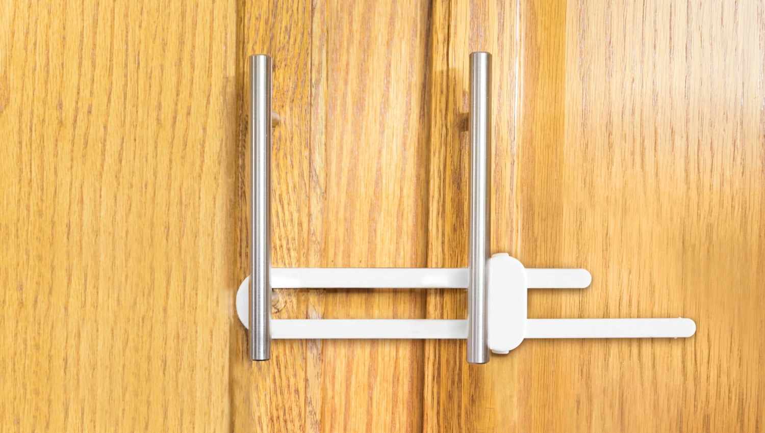 Dreambaby Child Safety Accessories White Sliding Locks 2-Pack 2 Dreambaby Child Safety Accessories White Sliding Locks 2-Pack - Image 2